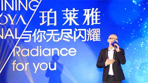 MG冰球突破海洋魅力绽放百货终端